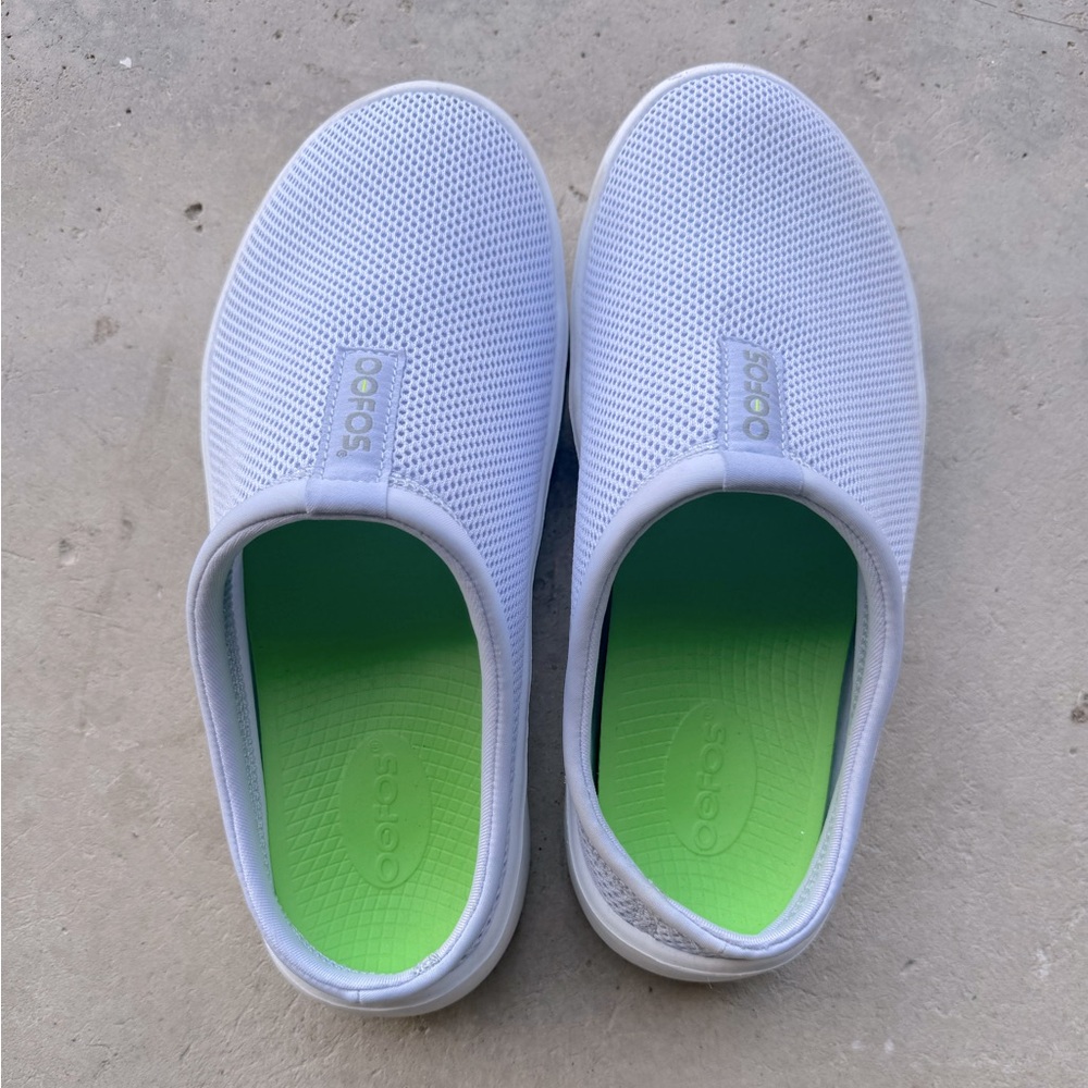 OOFOS Periwinkle Lilac & White Soles Slides